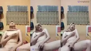 Ukhti Hijab Cantik Bersantai Malam Hari